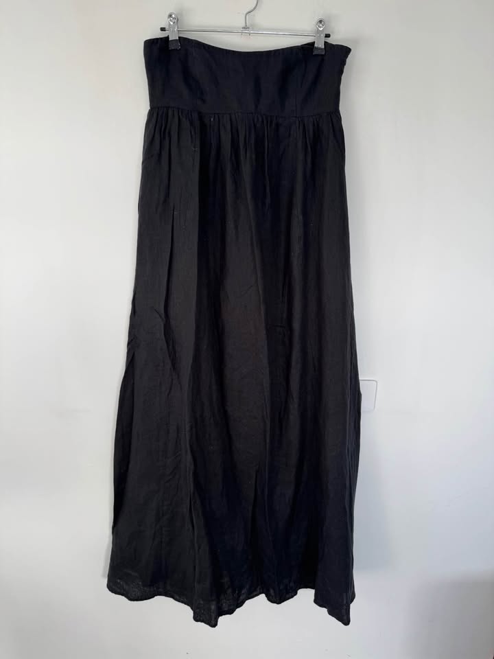 Dissh Maxi Dress - size 8