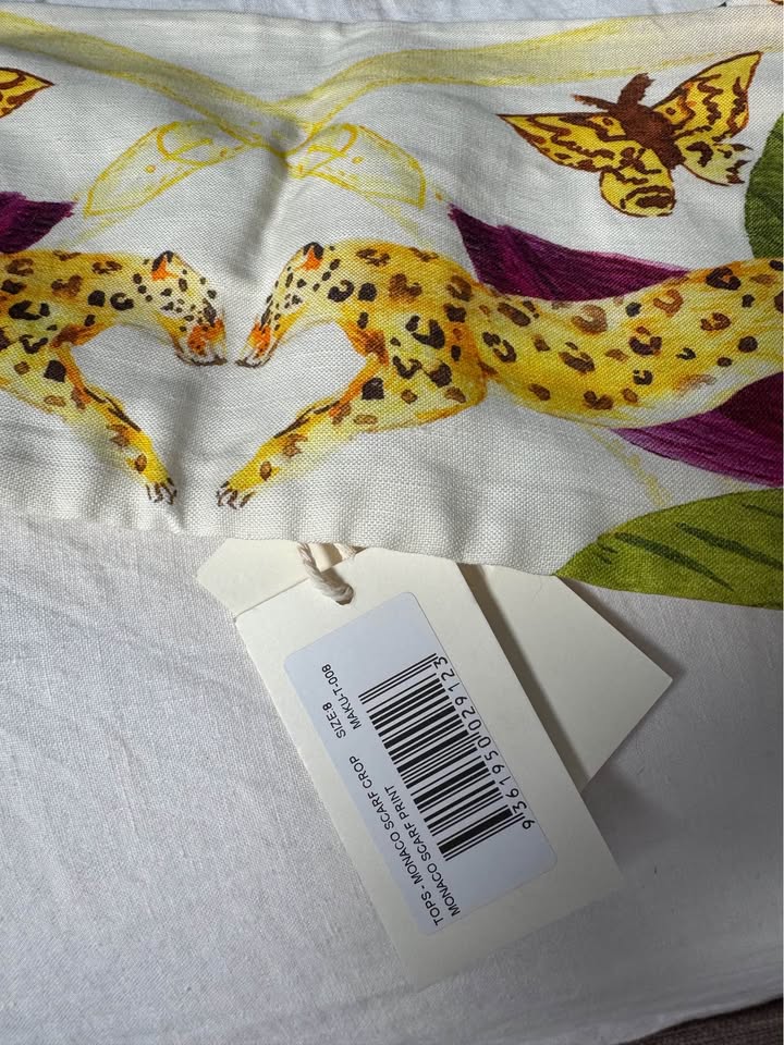 Maku Top - size 8 BNWT