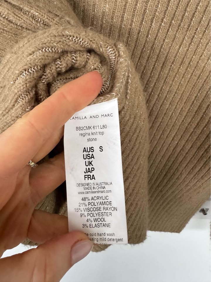 Camilla and Marc Knit Jumper - size small