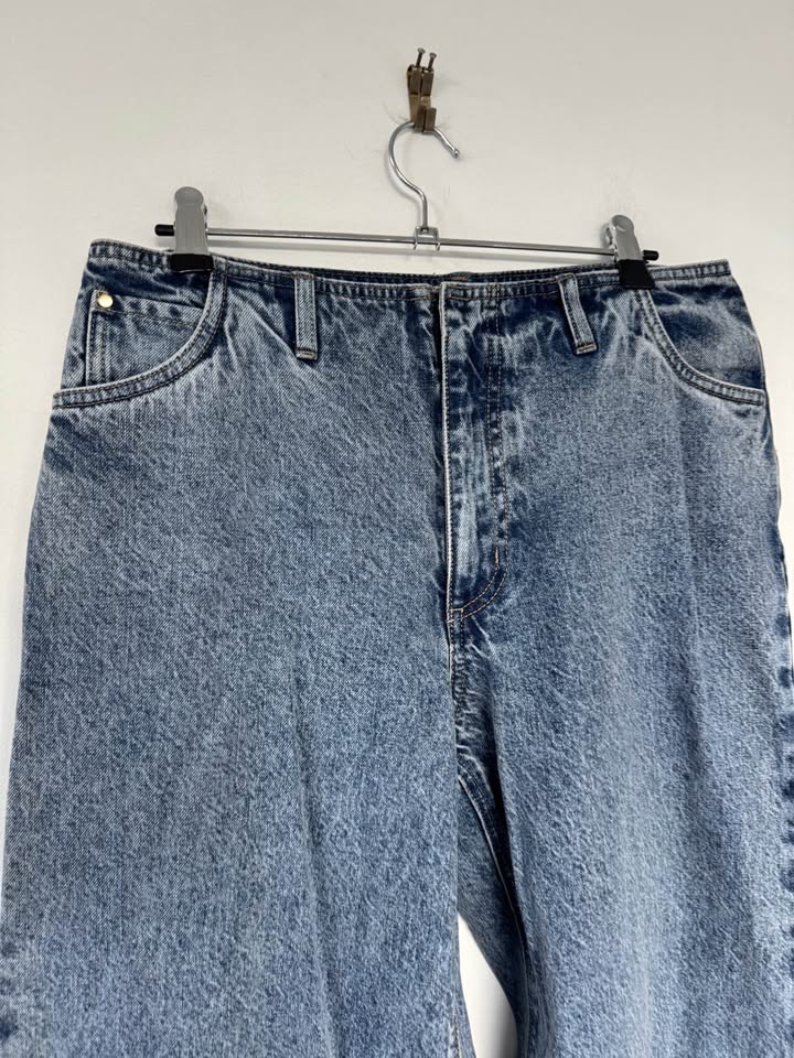 Aje Jean - size 10
