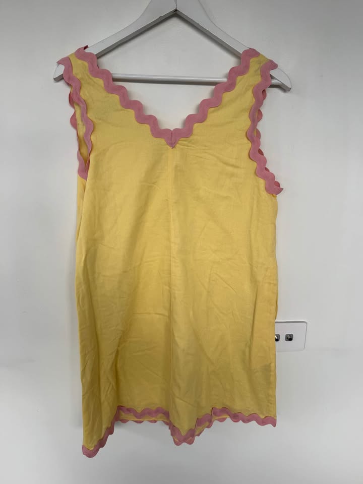 Petal + Pup Dress - size medium