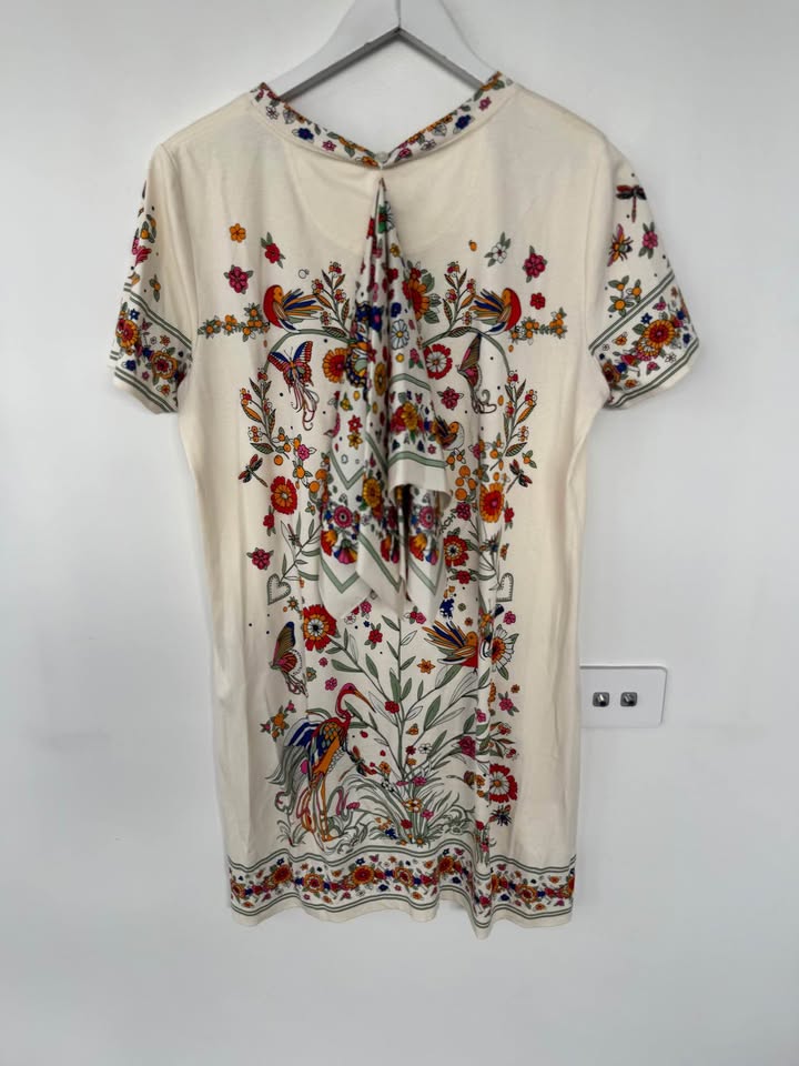 Tory Burch  Dress w silk scarf - size large