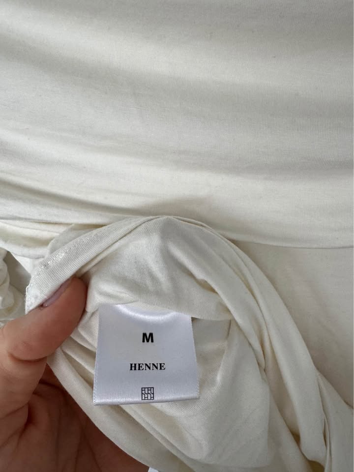 Henne Top - size medium