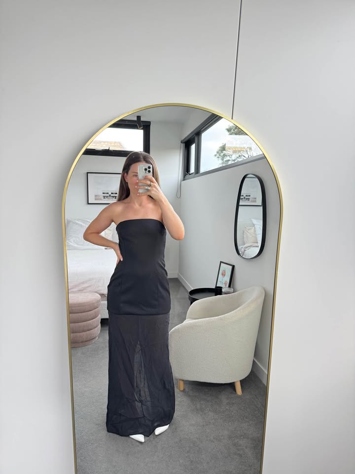 SNDYS Dress - size medium BNWT