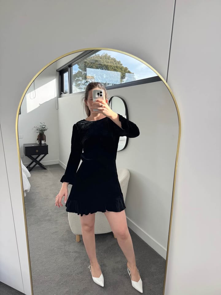 Realisation Velvet Mini Dress - size small