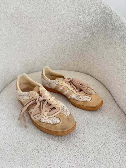 Adidas Samba Runner - size 39 1/3