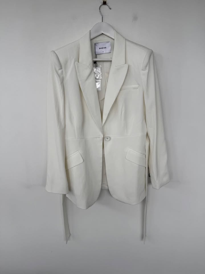 Sheike Blazer - size 14 BNWT