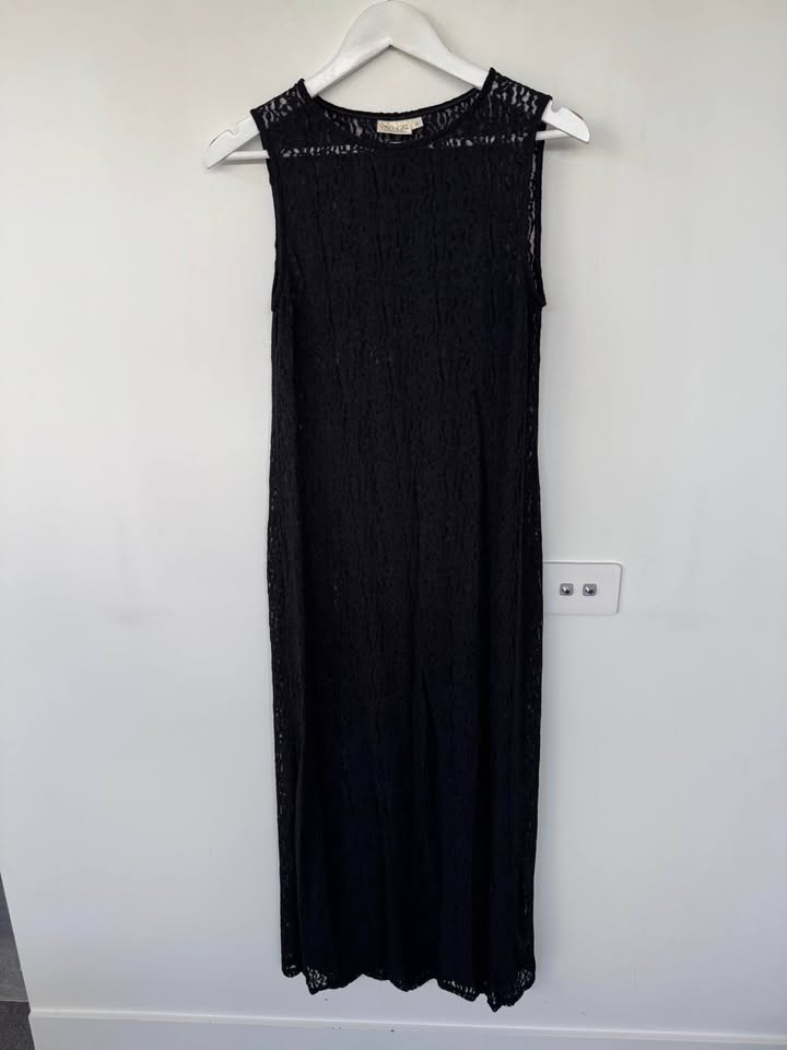 Vrg Girl Lace Dress - size 8
