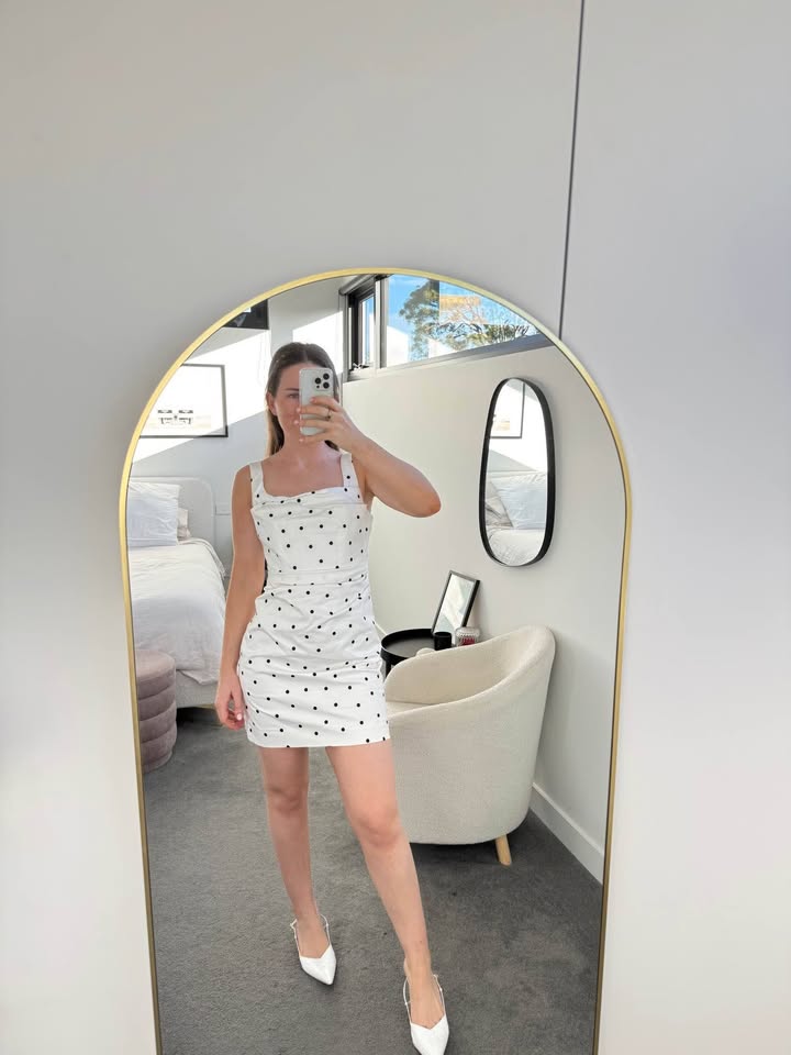 Witchery Mini Dress - size 8