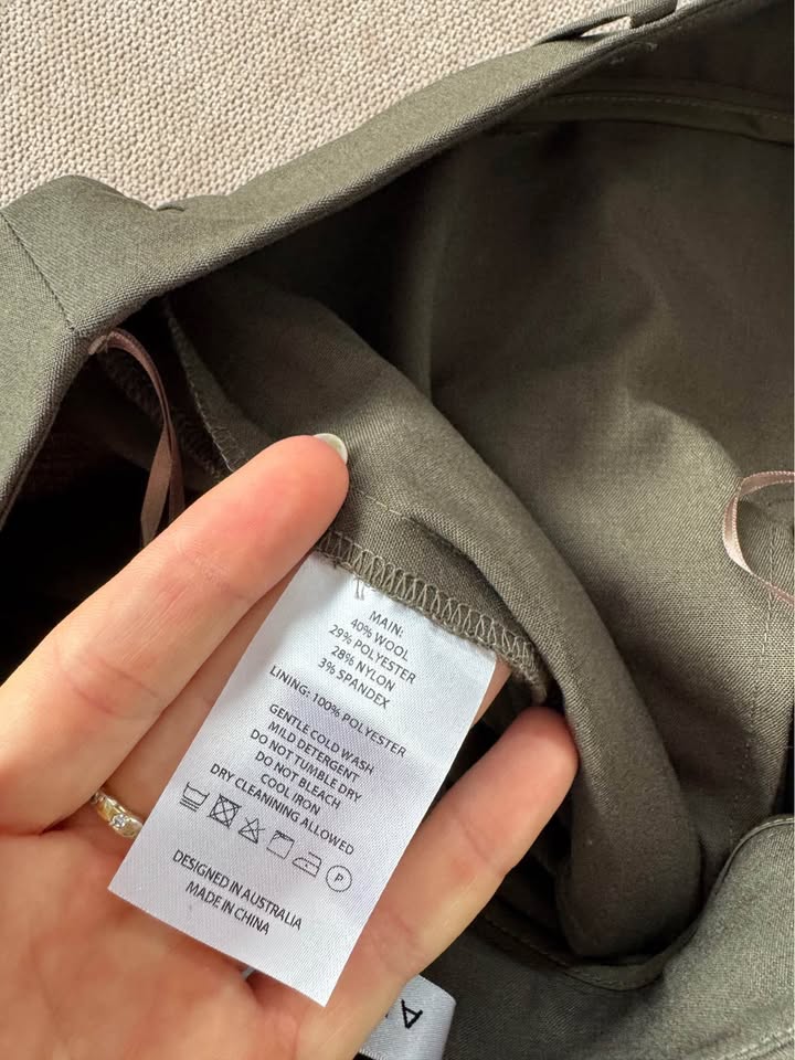 Anna Quan Pants - size 10