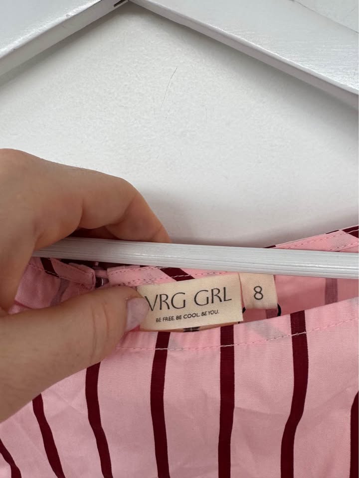 VRG GIRL Top - size 8 BNWT
