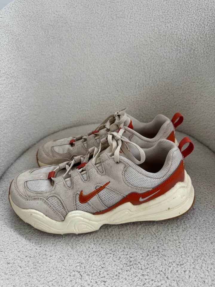 Nike Runners - size 39