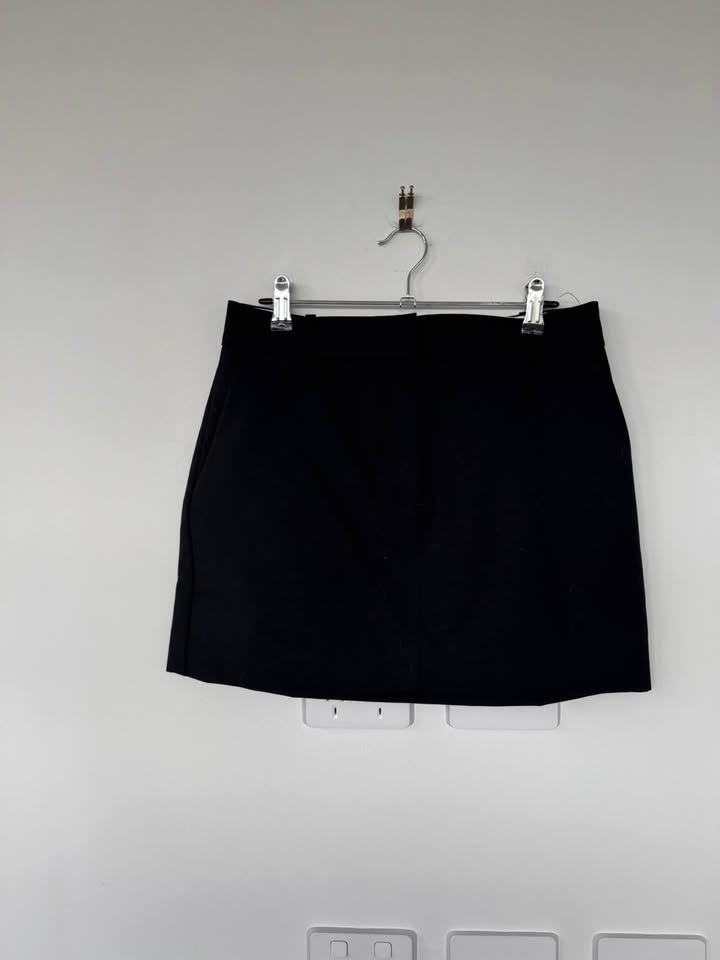 Witchery Skirt - size 8