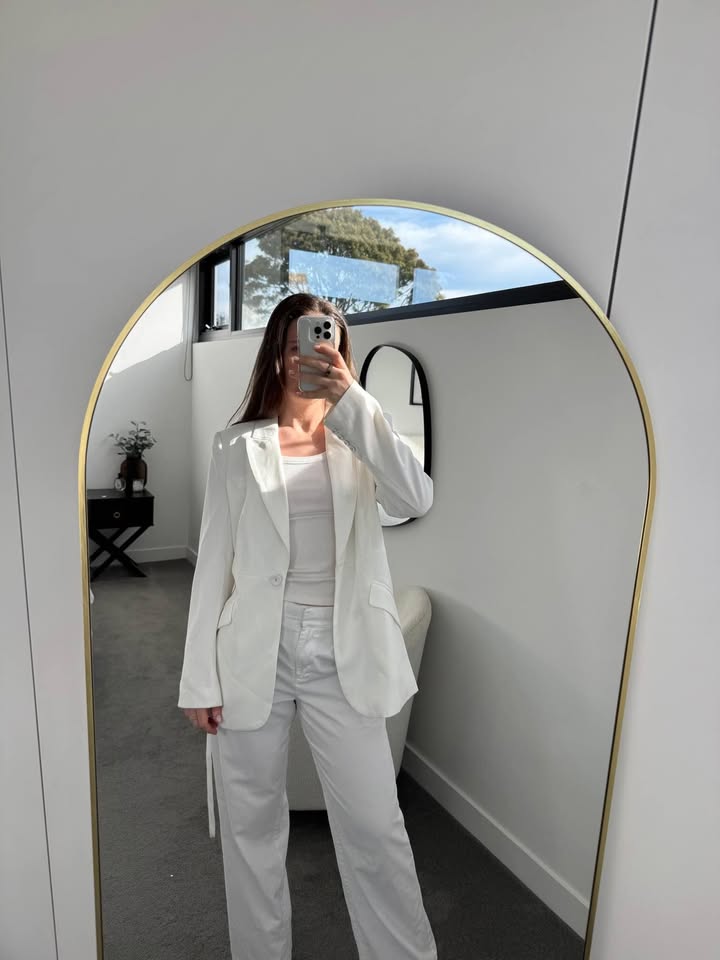 Sheike Blazer - size 14 BNWT