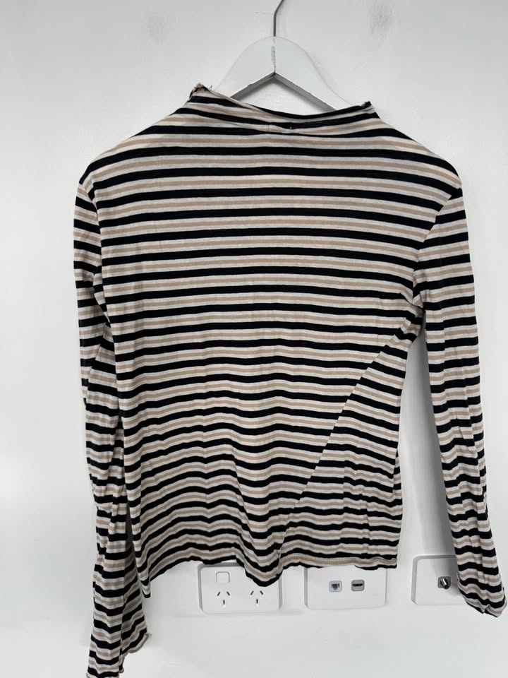 Bassike Long Sleeve - size XS