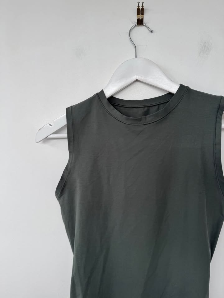 Skims Bodysuit - size large