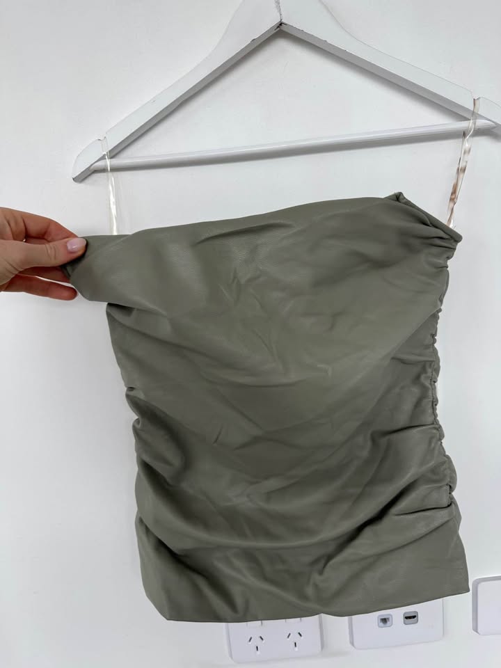 Bianca & Bridgett Top - size 12