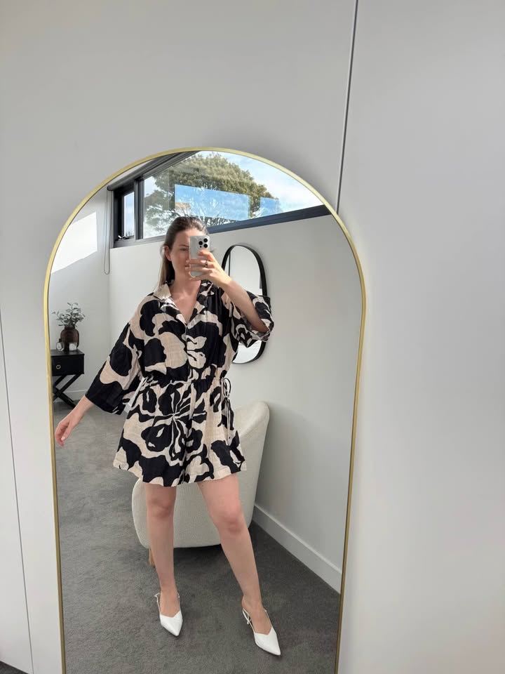 Sheike Playsuit - size 14