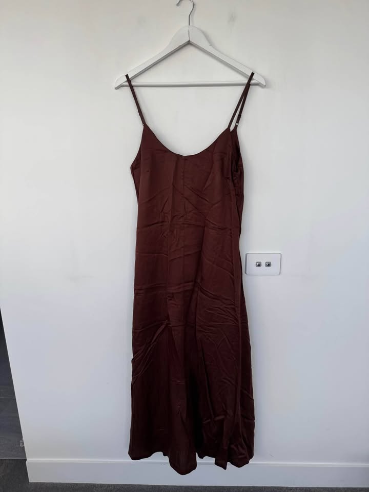 Resting Dress - size small BNWT