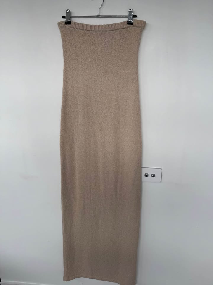 One Mile Knit Dress - size medium