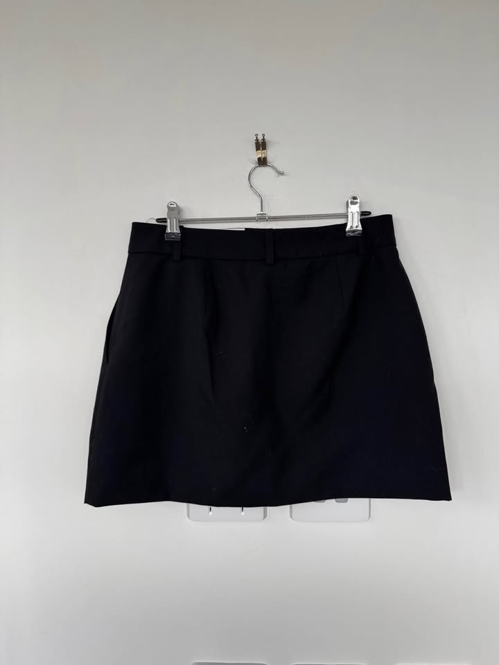 Witchery Skirt - size 8