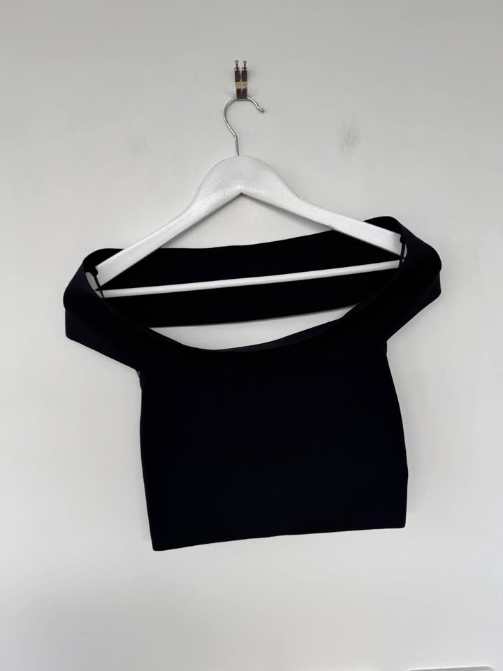 Witchery Knit Top - size XS