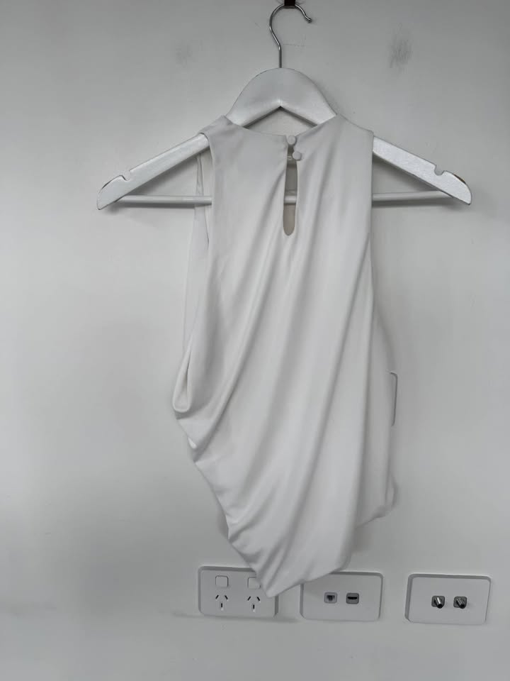 Mossman Top - size 8