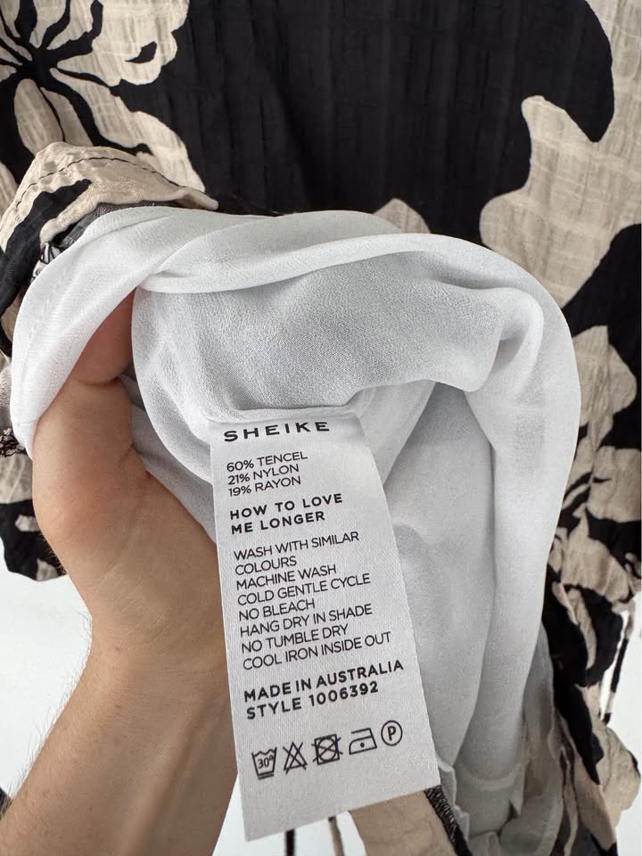 Sheike Playsuit - size 14
