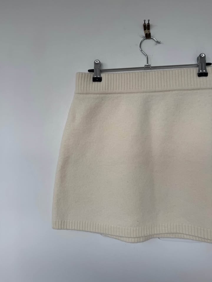 Witchery Skirt - size XS