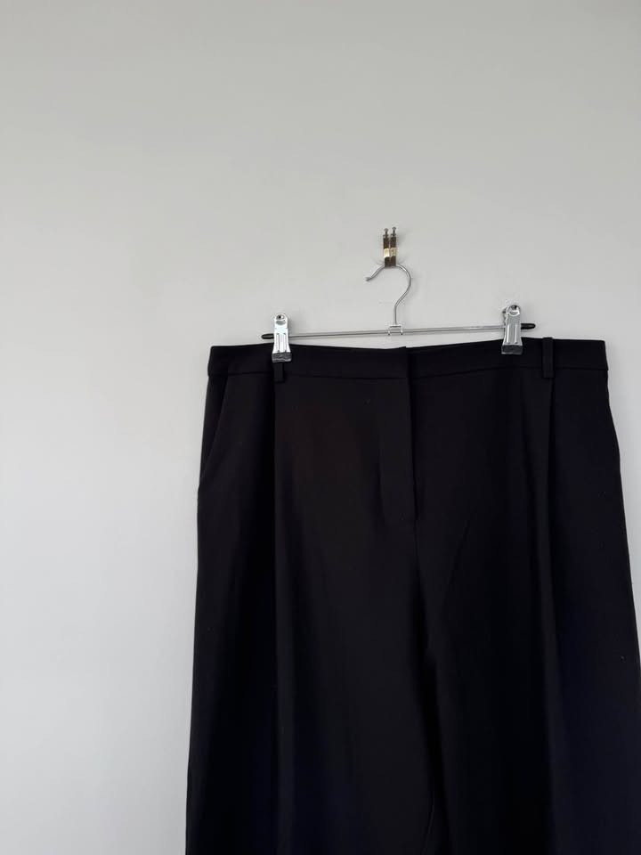 Viktoria and Woods Pants - size 4