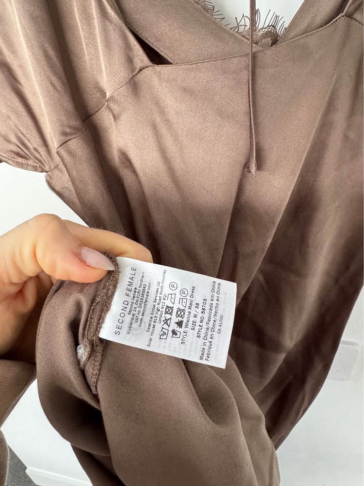 Second Female Dress - size medium