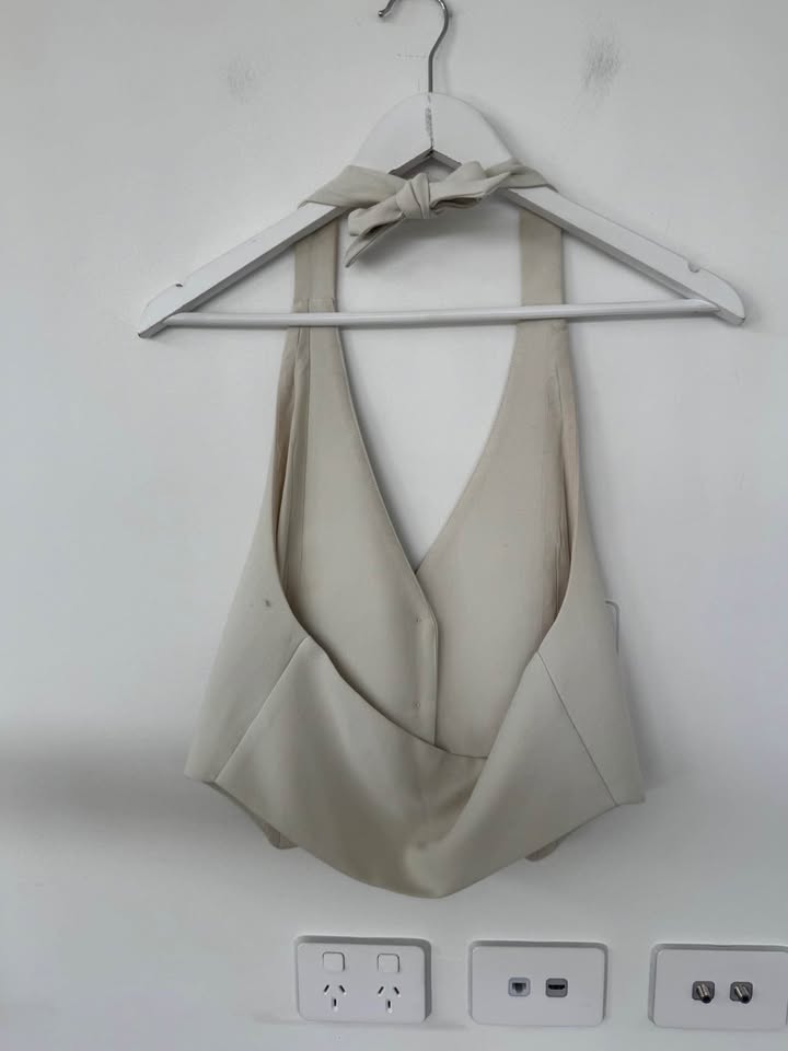 Dissh Vest - size 8