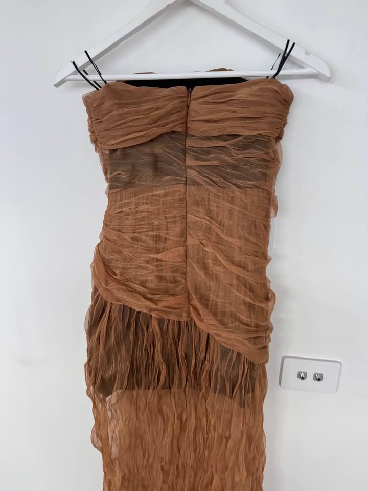 Tohja Maxi Dress - size 6