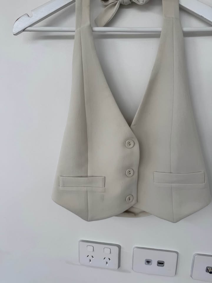 Dissh Vest - size 8