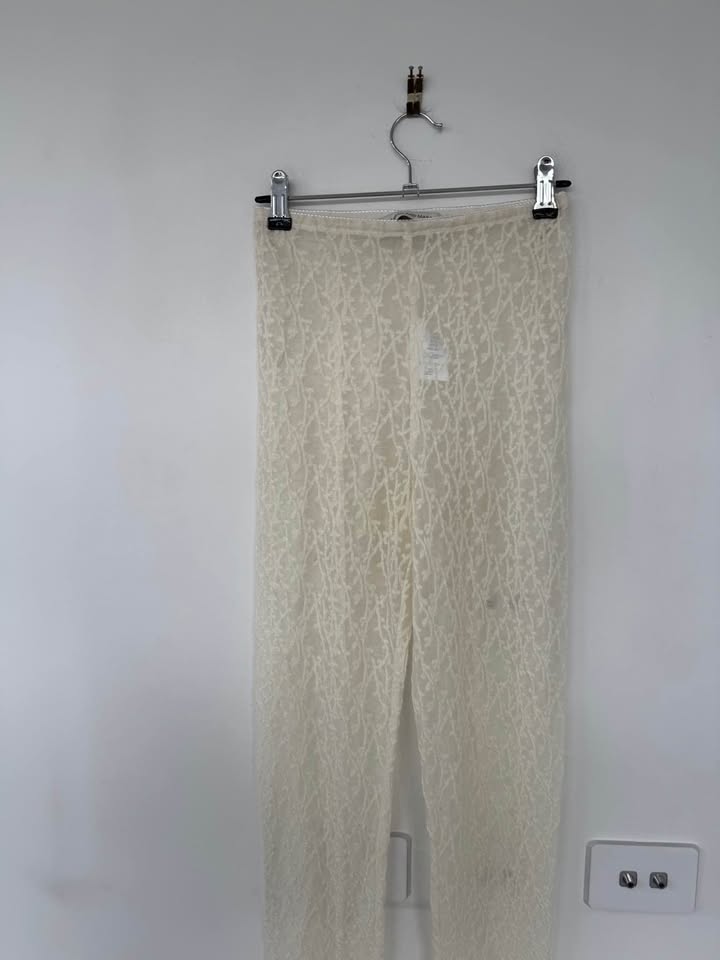 Camilla and Marc Lace Pants - size 6