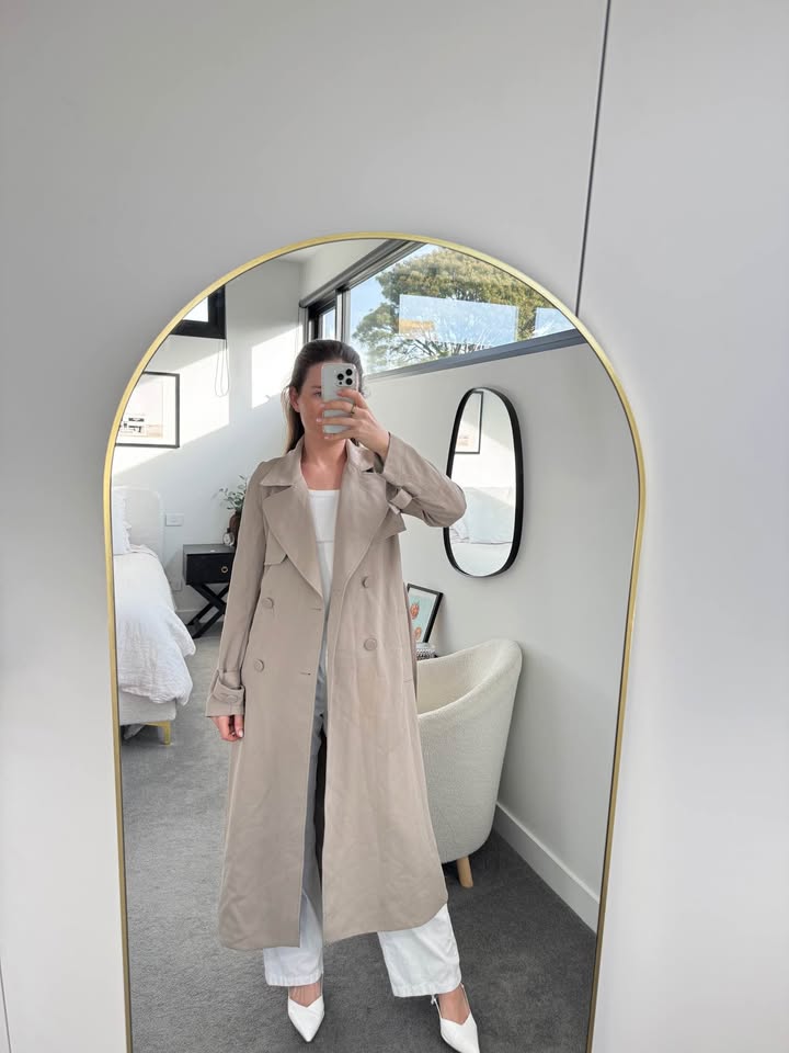 Kookai Trench - size 4