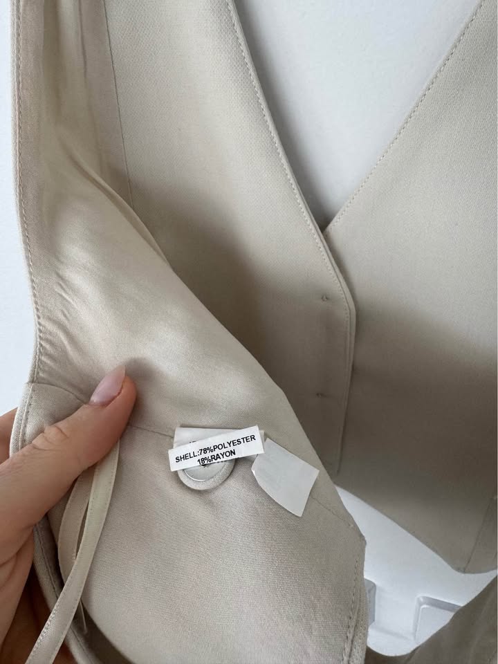 Dissh Vest - size 8