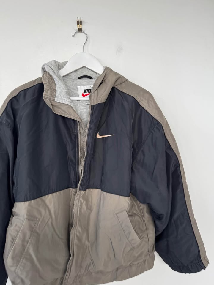 Nike Vintage Jacket - size small