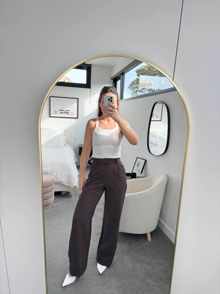 Dissh Pants - size 6