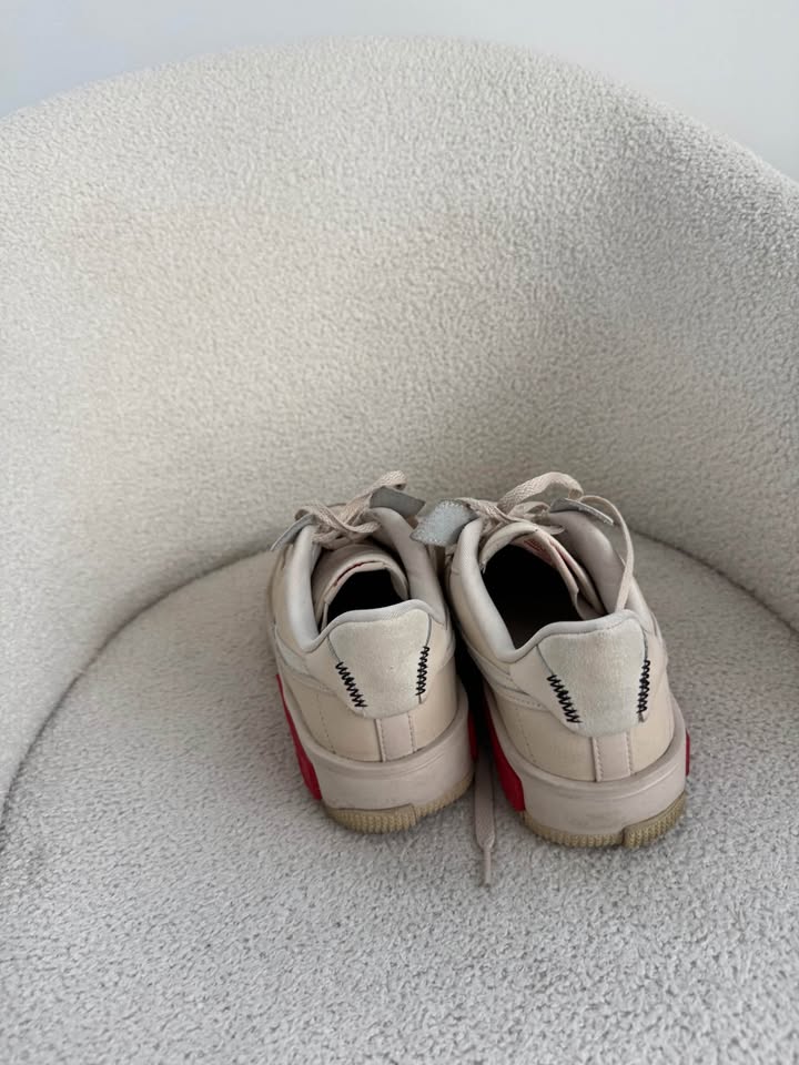 Nike Runners - size 40.5