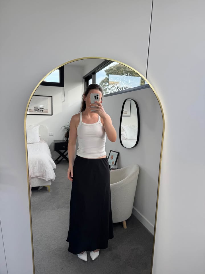 Stories be told skirt - size 10