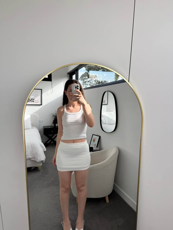 One Mile Skirt - size XXS