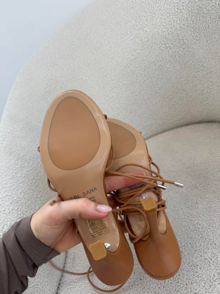 Sol Sana Heels - size 40 NEW