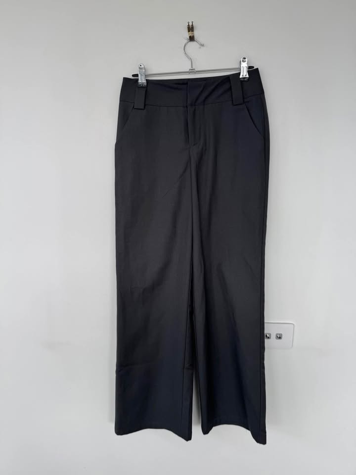 Perfect Stranger Suit Pants - size 6