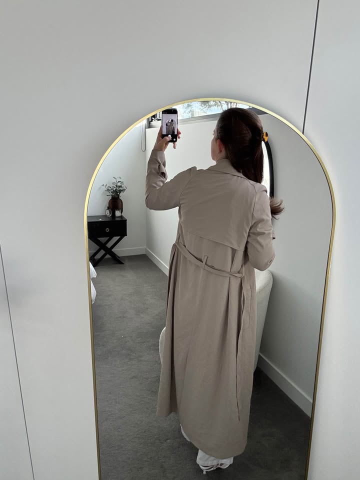 Kookai Trench - size 4