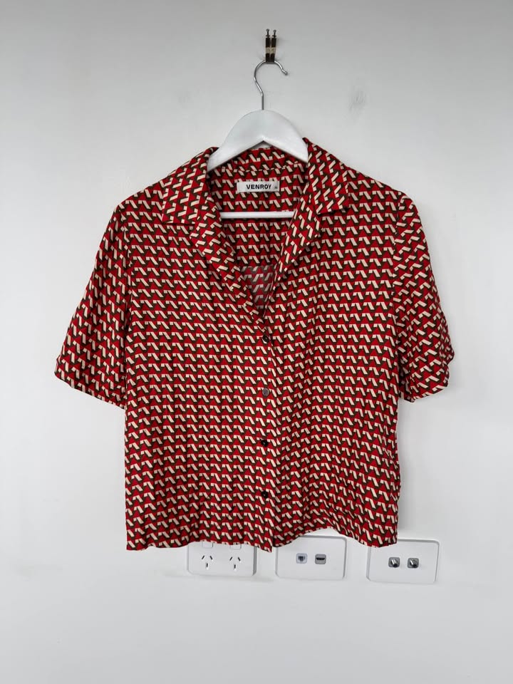 Venroy Silk Shirt - size XS
