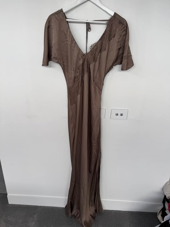 Second Female Dress - size medium