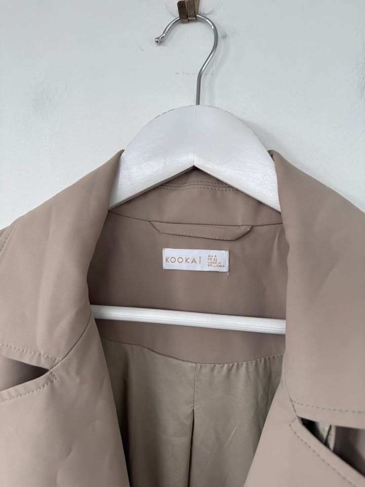 Kookai Trench - size 4