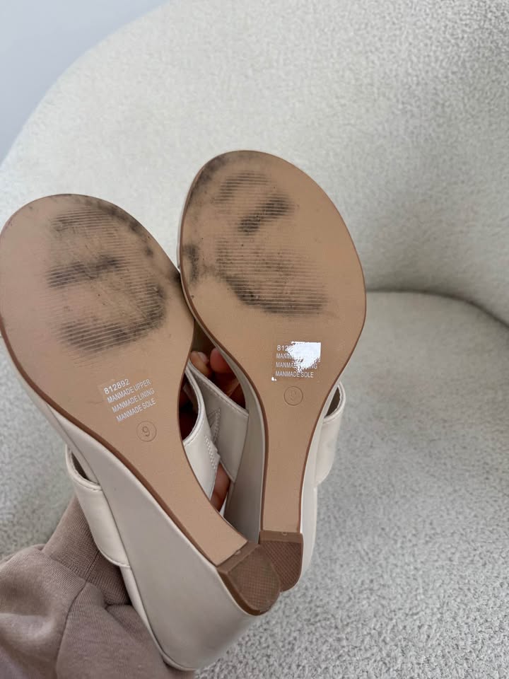 Novo Wedge Heels - size 9