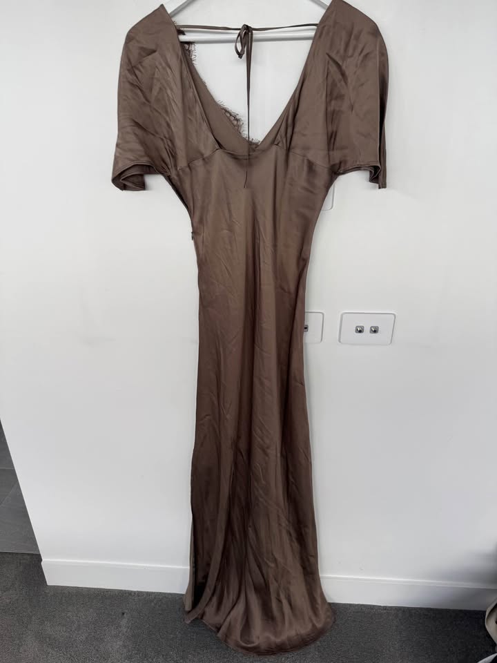 Second Female Dress - size medium
